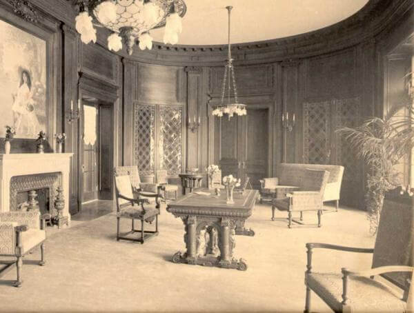 Photo shows the oval living room which was the centerpiece of the main floor of the Guggenheim Mansion