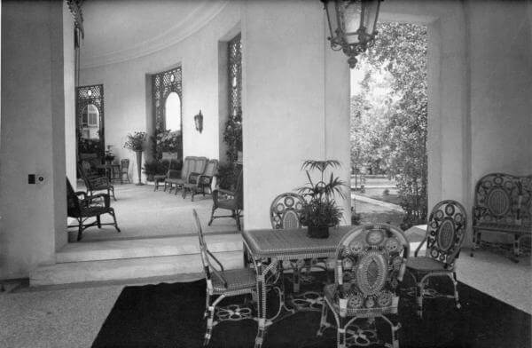 Photo shows the belvedere located at the end of the eastern arcade of the Guggenheim Mansion